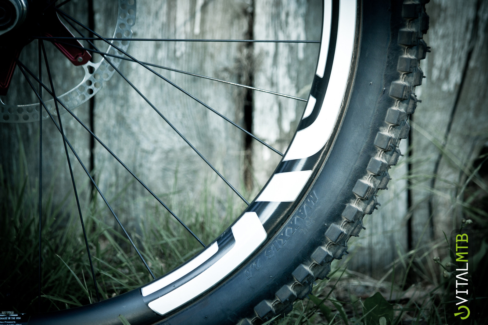composite mountain bike wheels
