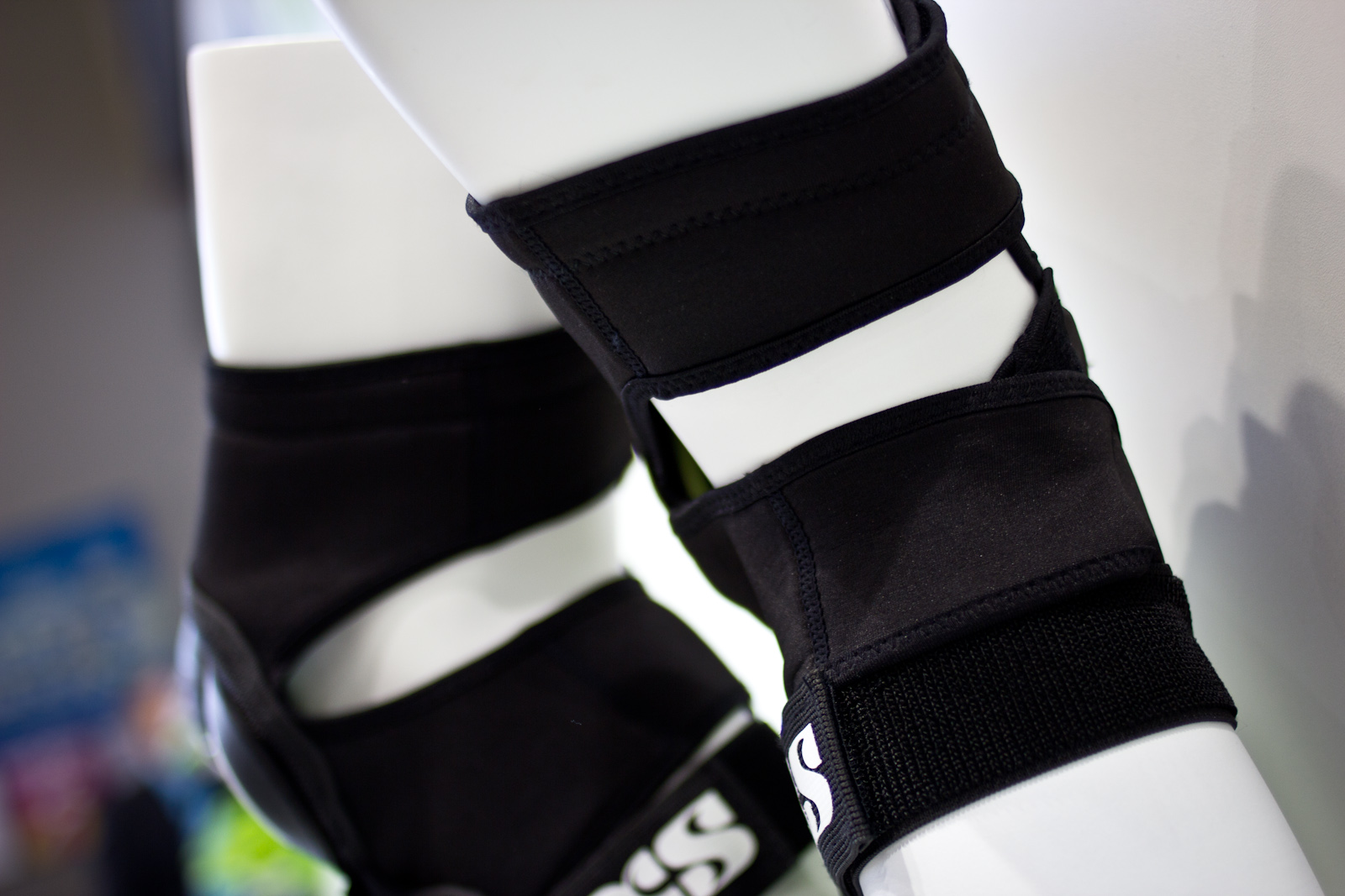 mountain biking shin pads