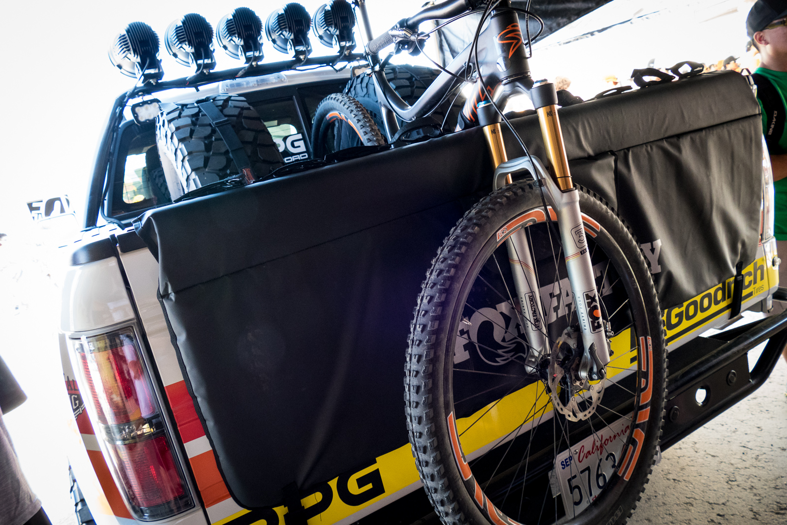 Drag Racing Helmets >> FOX Tailgate Pad - 2015 Sea Otter Classic Pit Bits - Mountain Biking Pictures - Vital MTB Drag Racing Helmets >> FOX Tailgate Pad - 2015 Sea Otter Classic Pit Bits - Mountain Biking Pictures - Vital MTB
