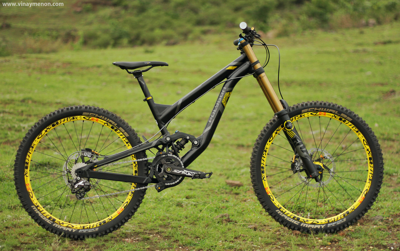 Polygon Collosus DHX - downhillermenon 