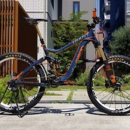 GIANT REIGN 0 CUSTOM