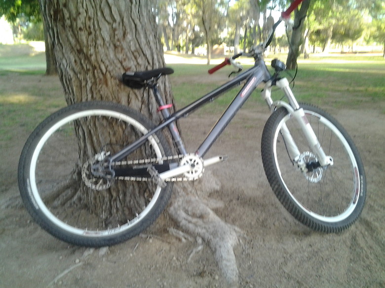airborne dirt jumper