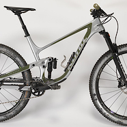Chainsaw's 2020 Kona 134 CR/DL