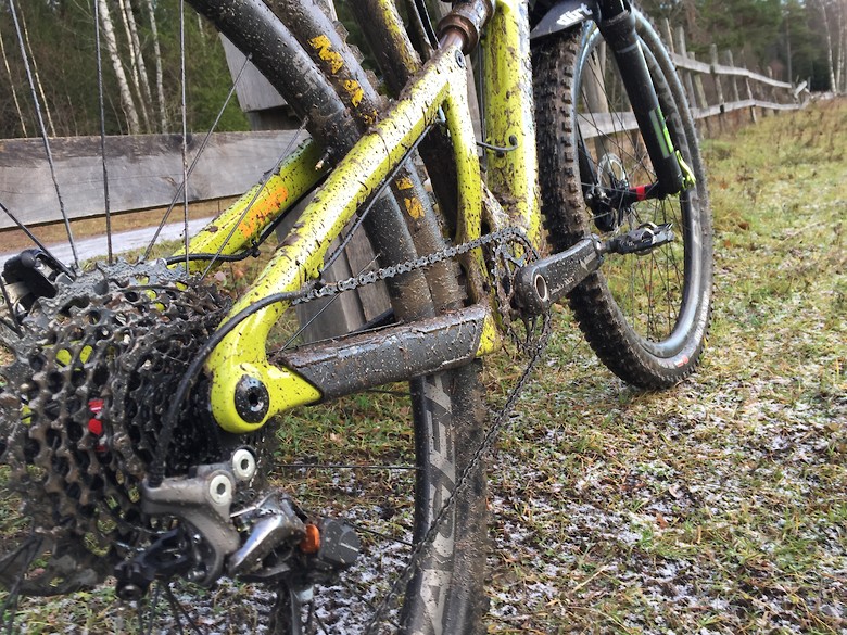 hightower lt bottom bracket