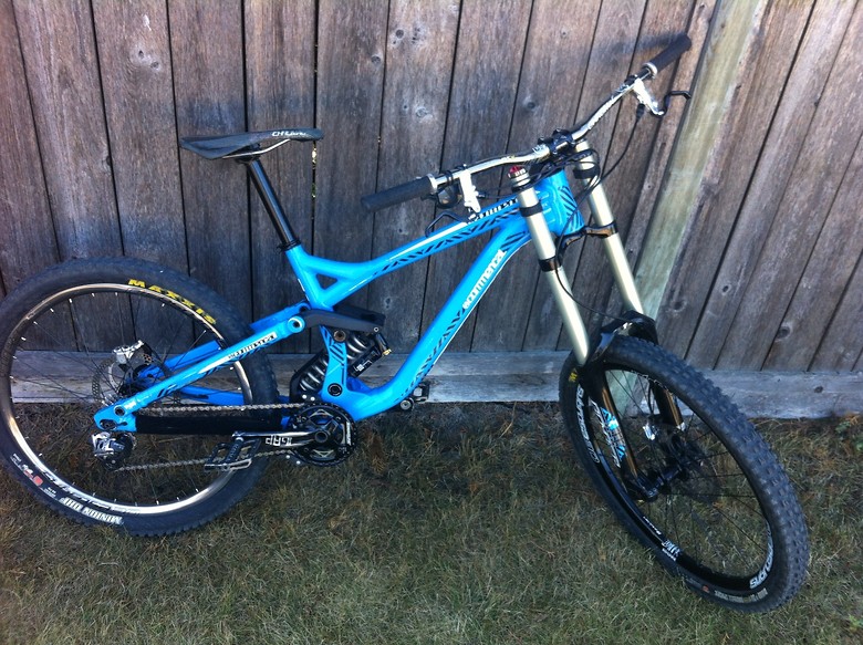 commencal sale