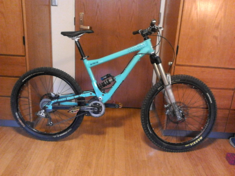 commencal supreme 2009