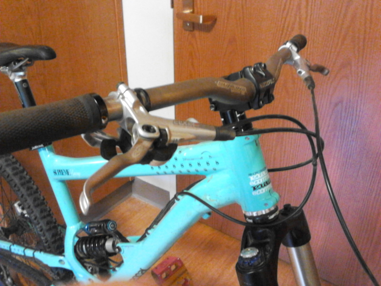 commencal supreme racing