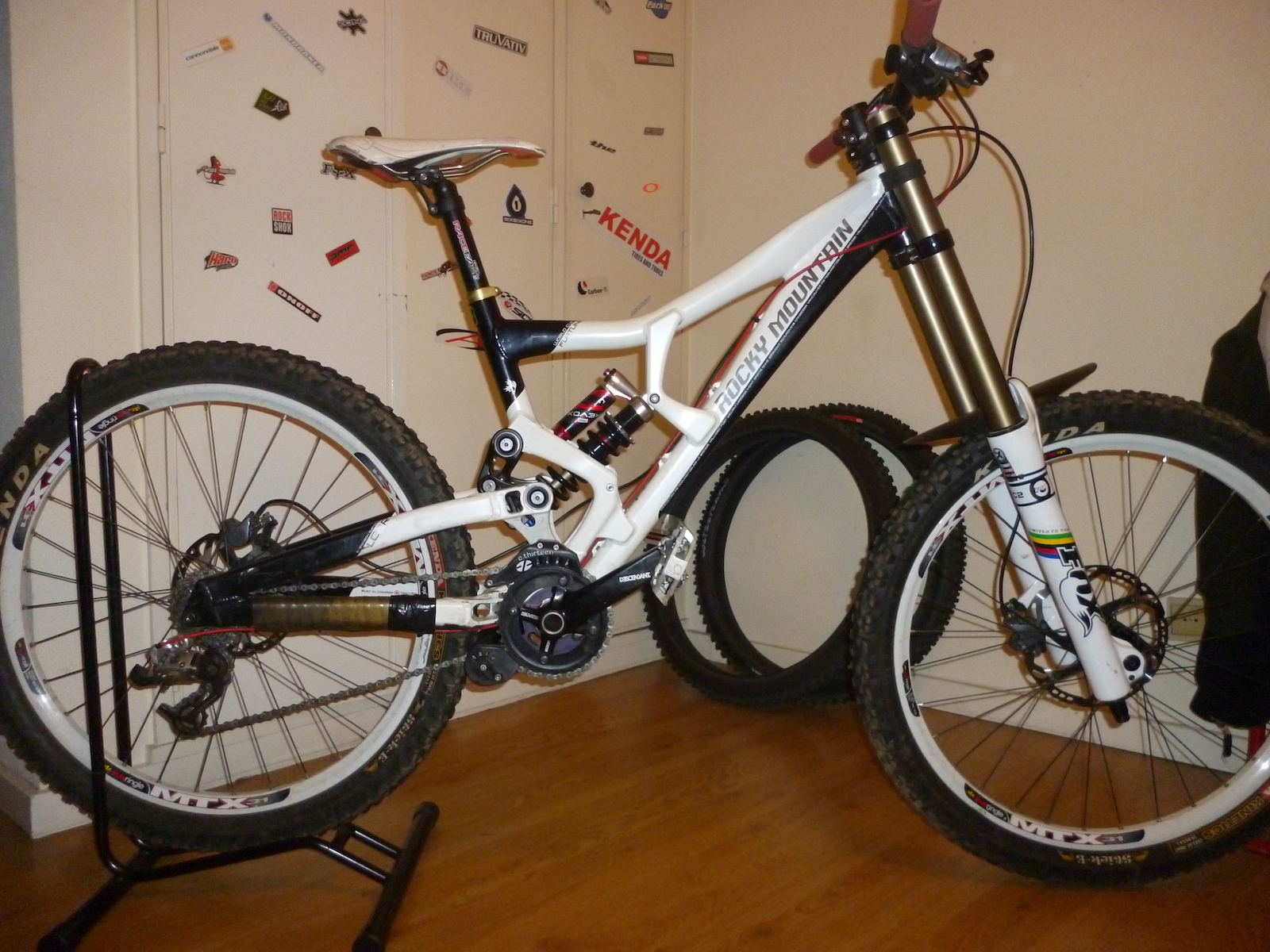 ②Rocky Mountain Flatline Park ダウンヒルバイク 2012 Rocky Mountain Flatline Park Bike - Reviews