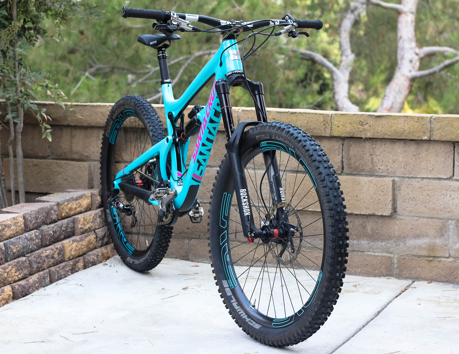 santa cruz nomad weight