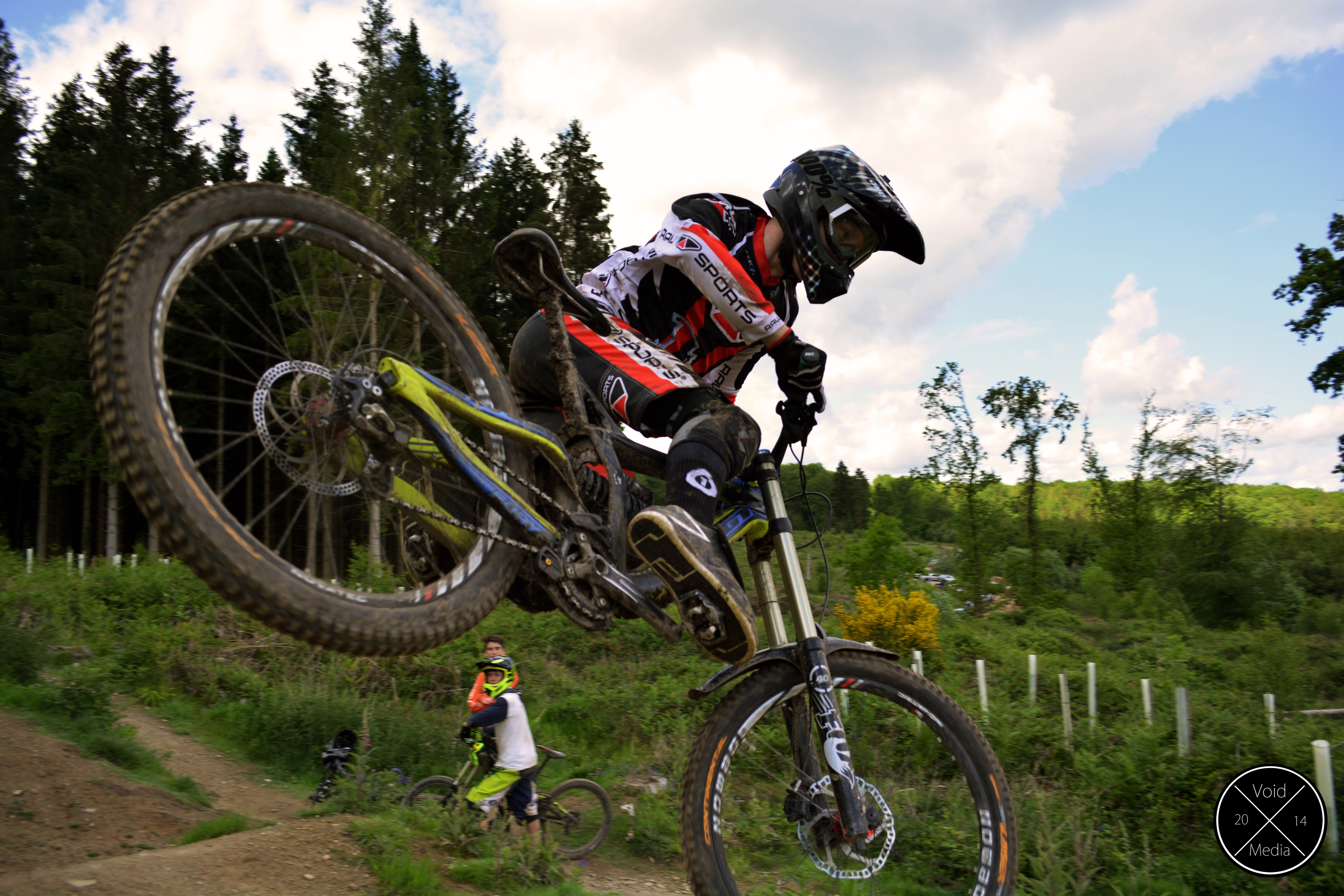 Charlie Hatton's massive whip - Craighinch10 - Mountain ...