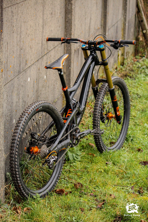 polygon collosus dh9