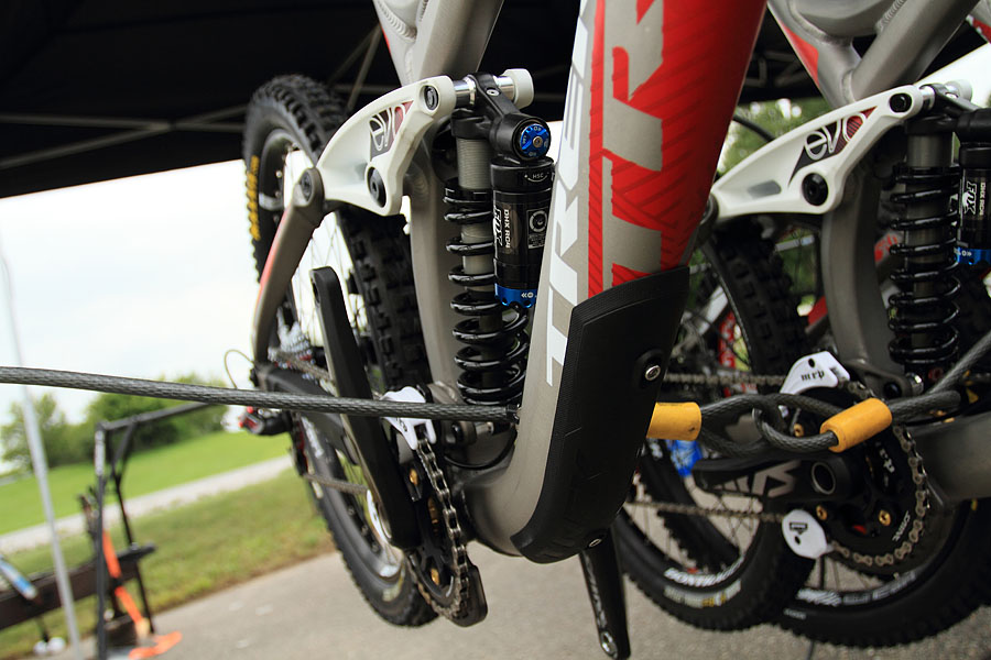 2011 Trek Session 88 Downtube guard Trek's Down Tube Guards