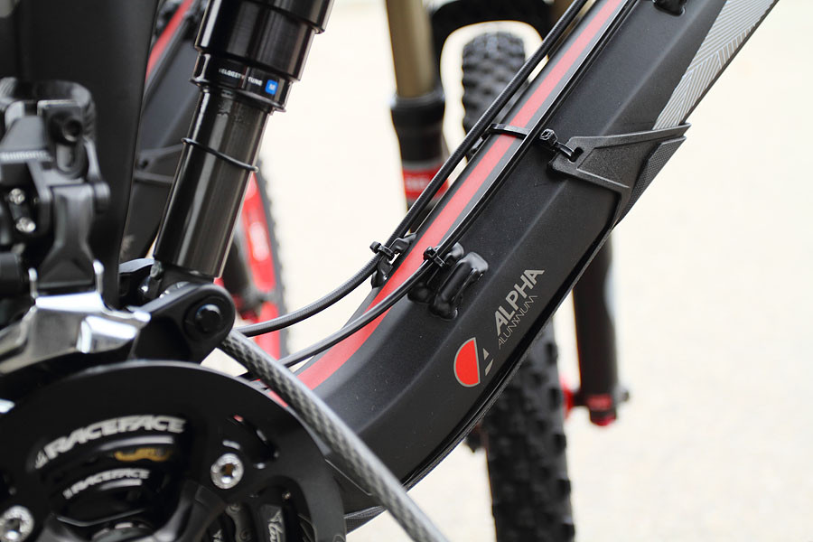 Zip tie fasteners Trek's Down Tube Guards Mountain Biking Pictures