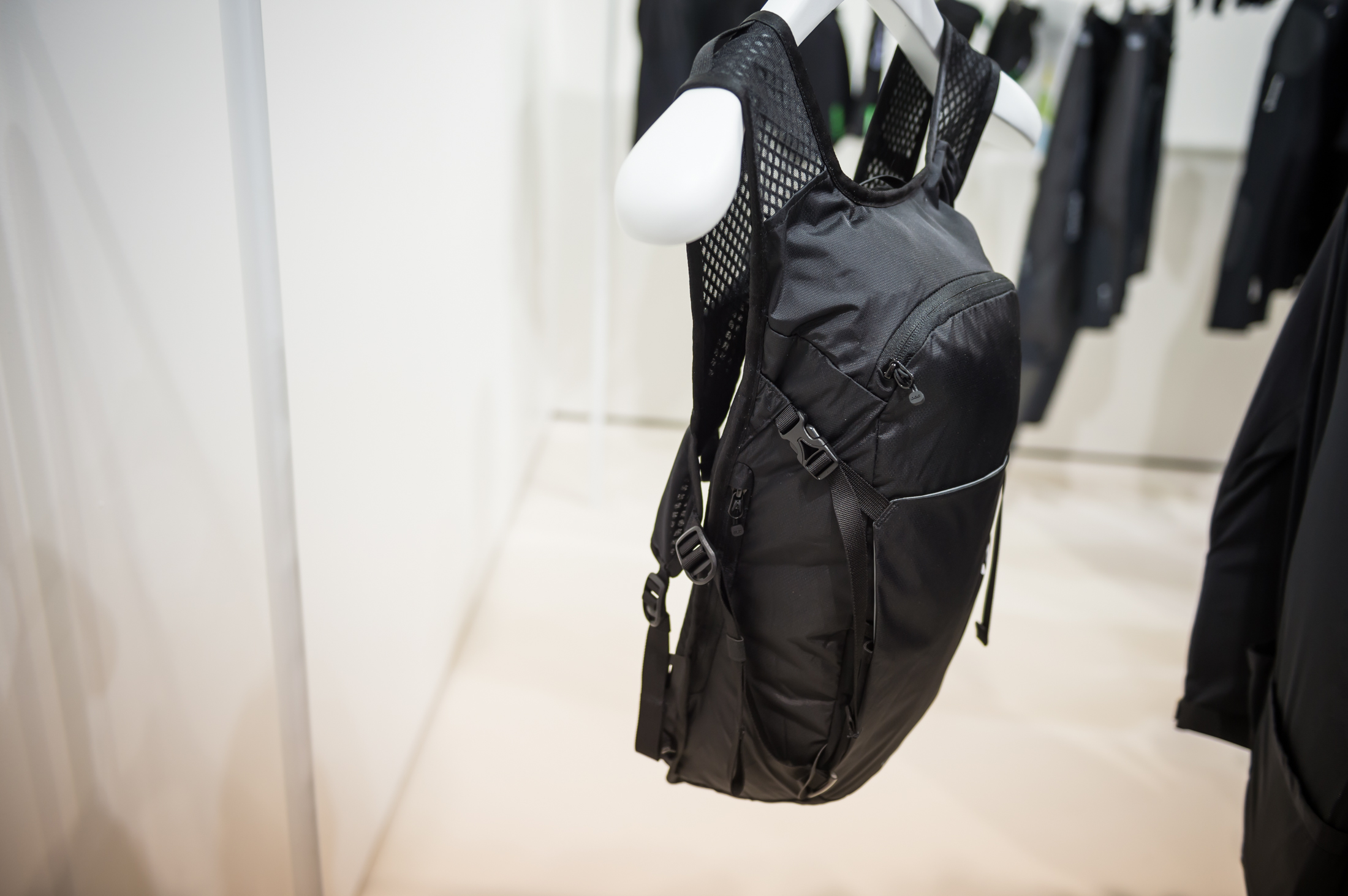 poc bike bag