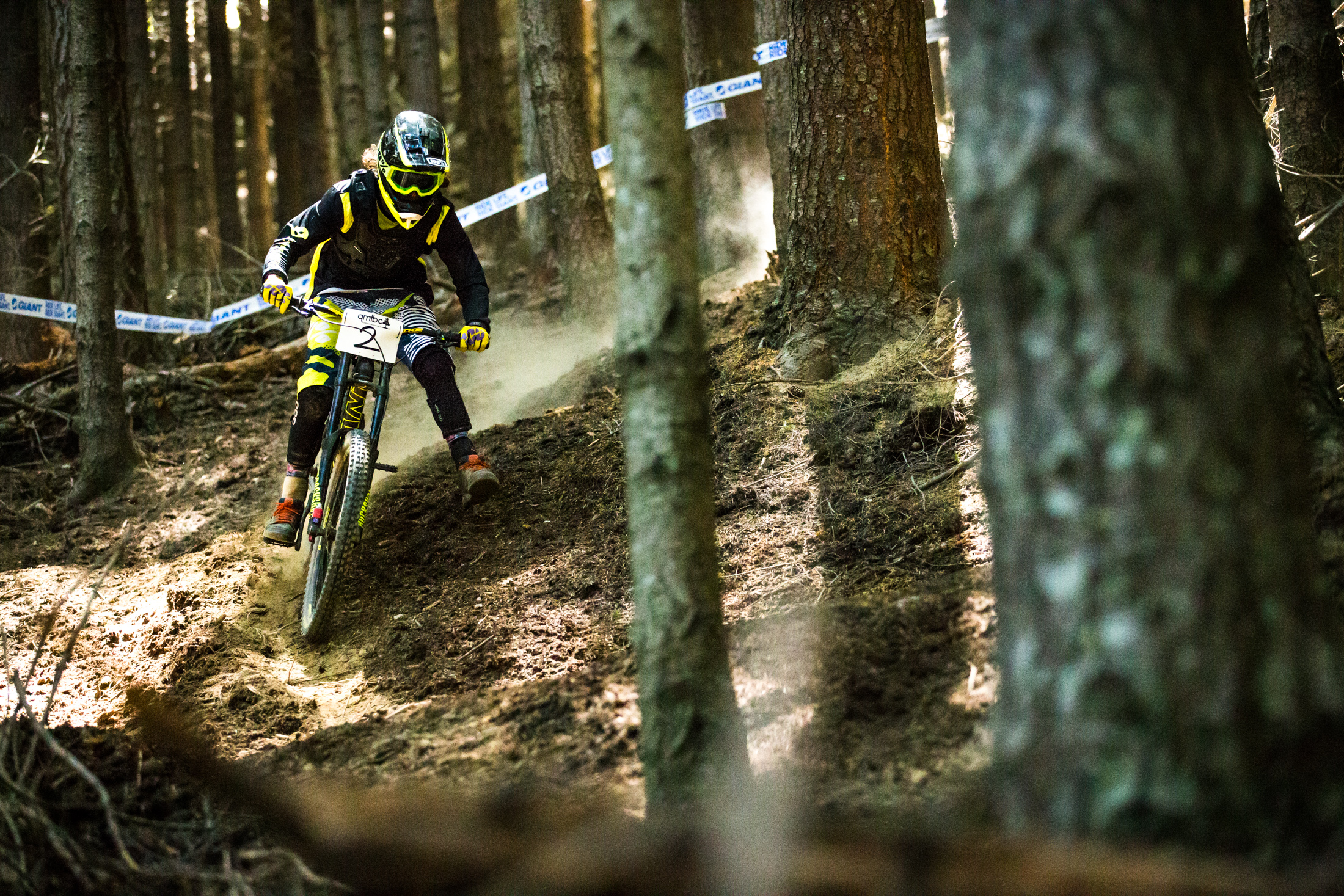 Pang Pushing Homegrown NZ Downhill Vertigo Bikes Ride More DH