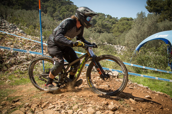 pivot phoenix dh bike and tire blowout g out project croatia world cup dh mountain biking pictures vital mtb