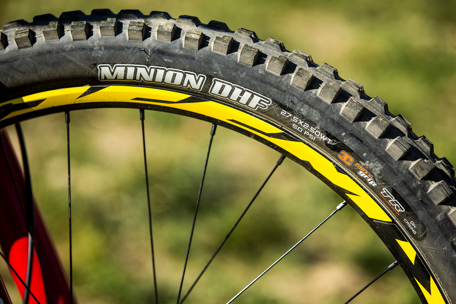 maxxis dhf 27.5 2.5 maxxis dhf 27.5 2.5