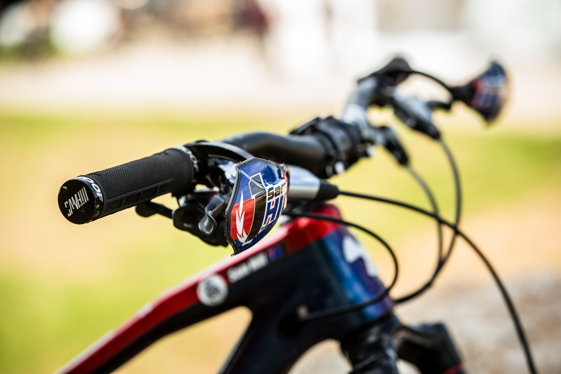 Extra Soft Semi-Throttle Compound Prototype Sam Hill Grips - WINNING ...