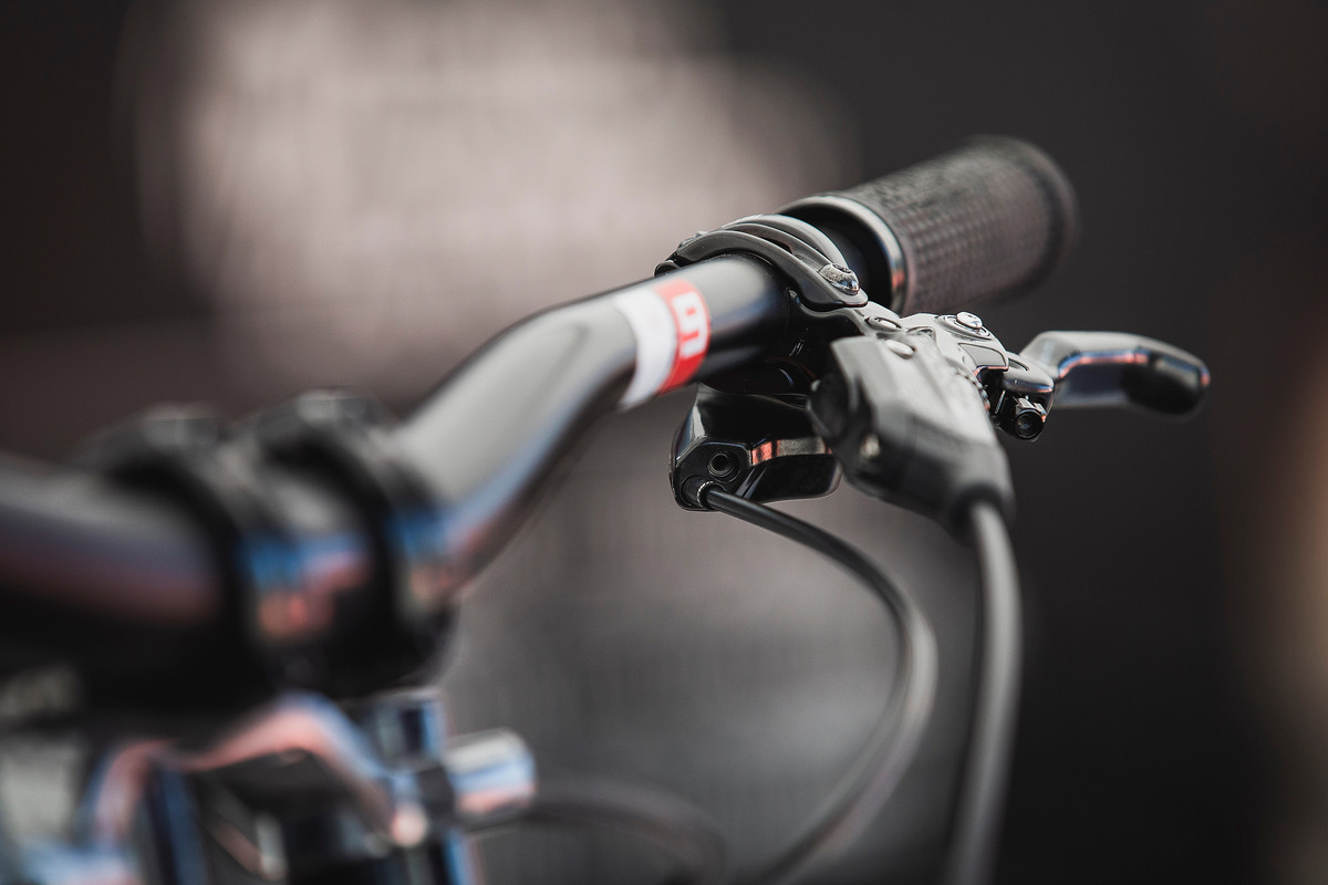 Rockshox remote lockout lever PIT BITS ANDORRA WORLD CUP DOWNHILL