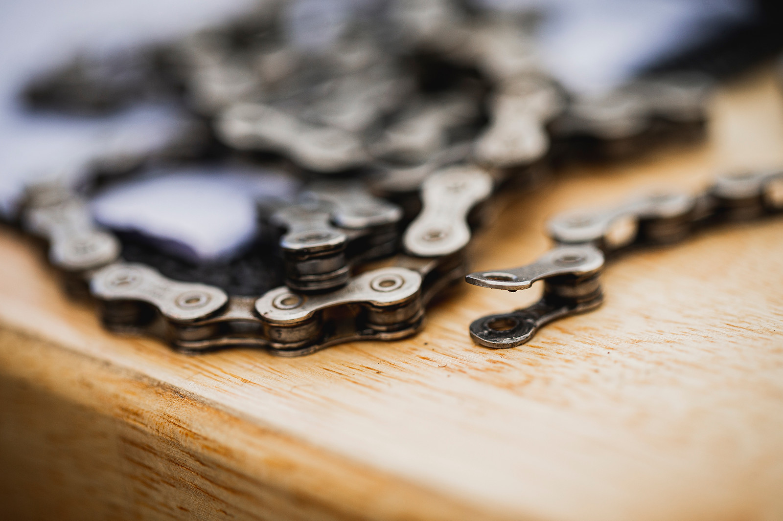 Matt Walker's chain that snapped in Andorra race run PIT BITS 2019