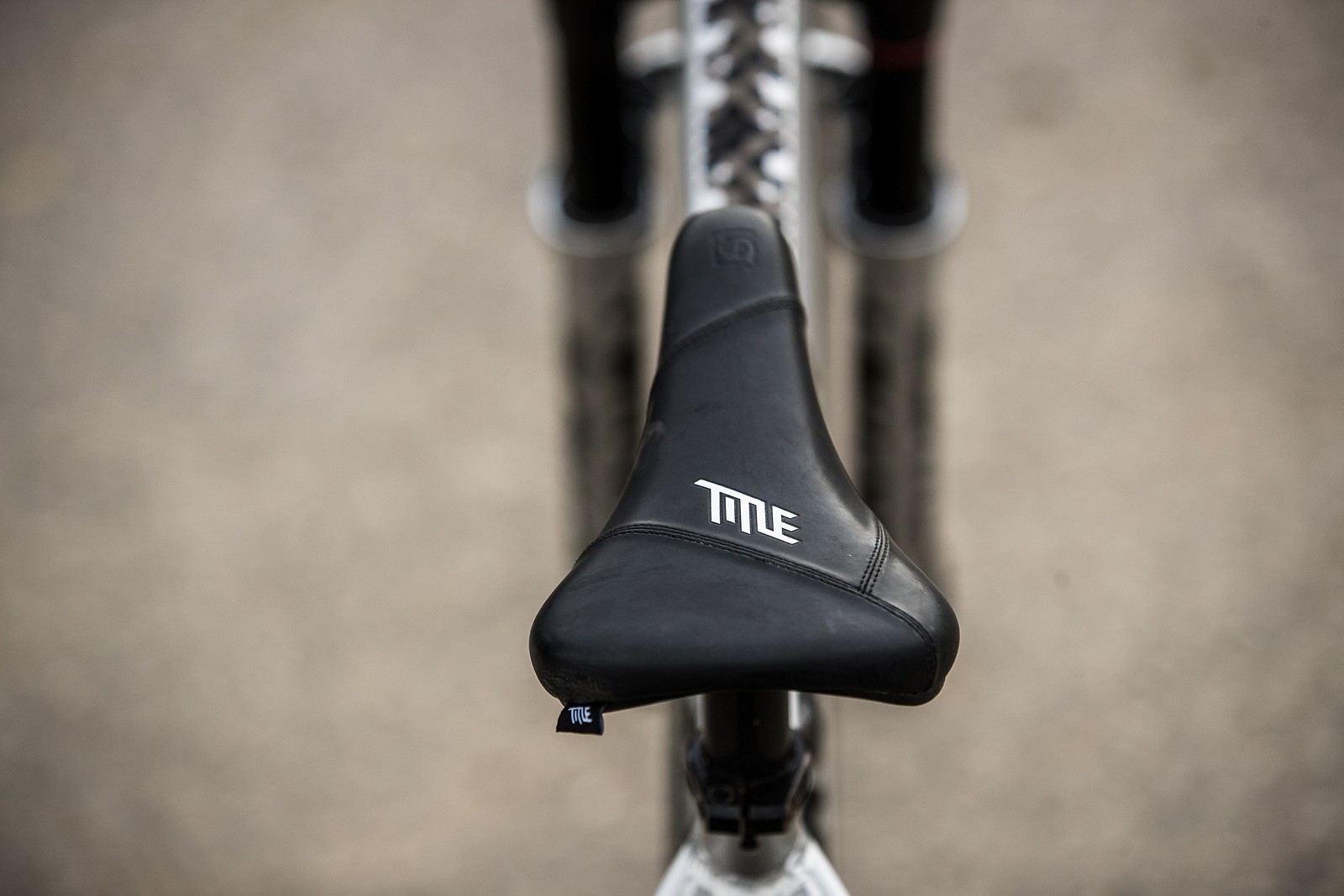 Title mtb seat Clearance