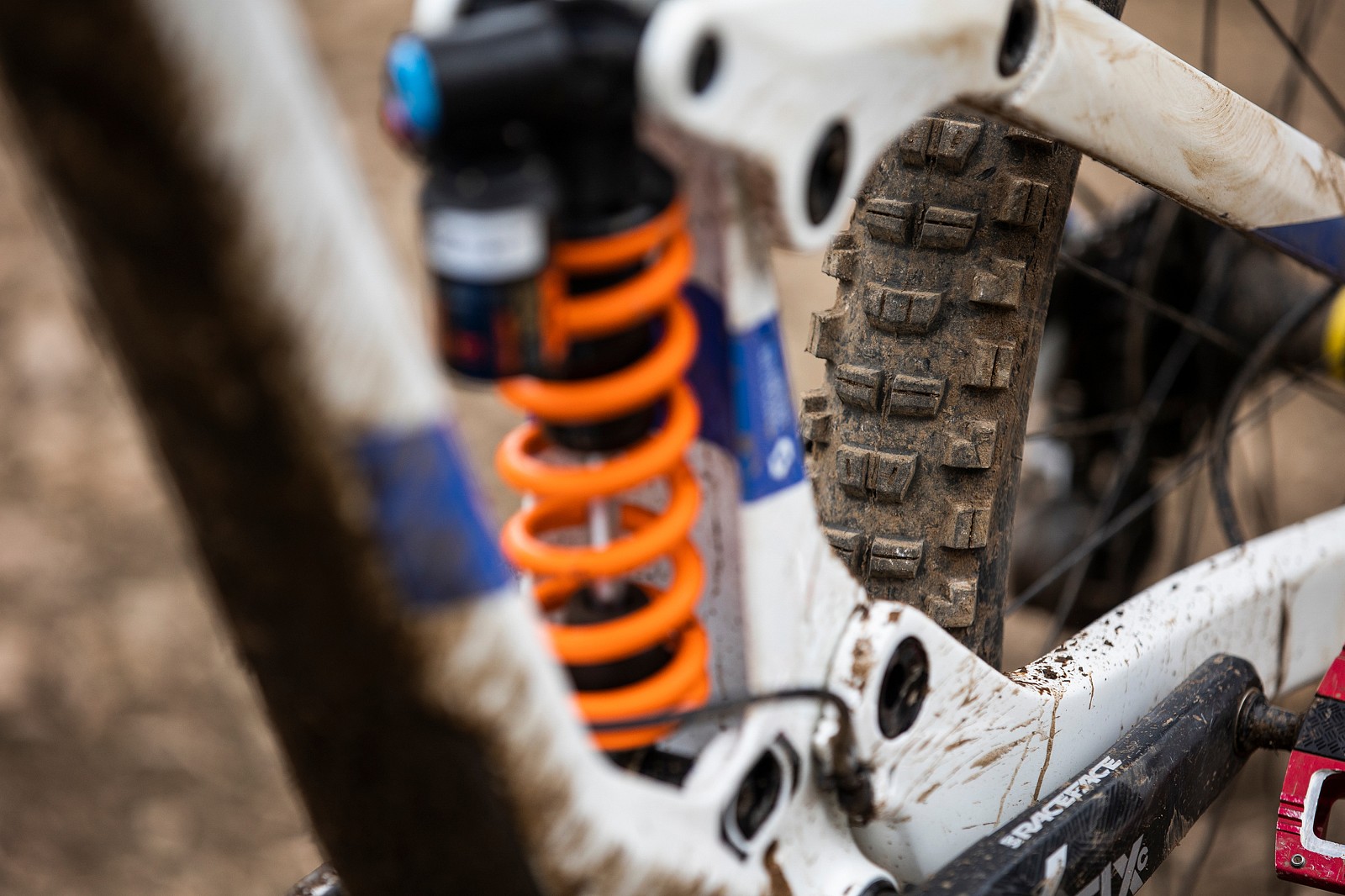 minion dhr ii front tire