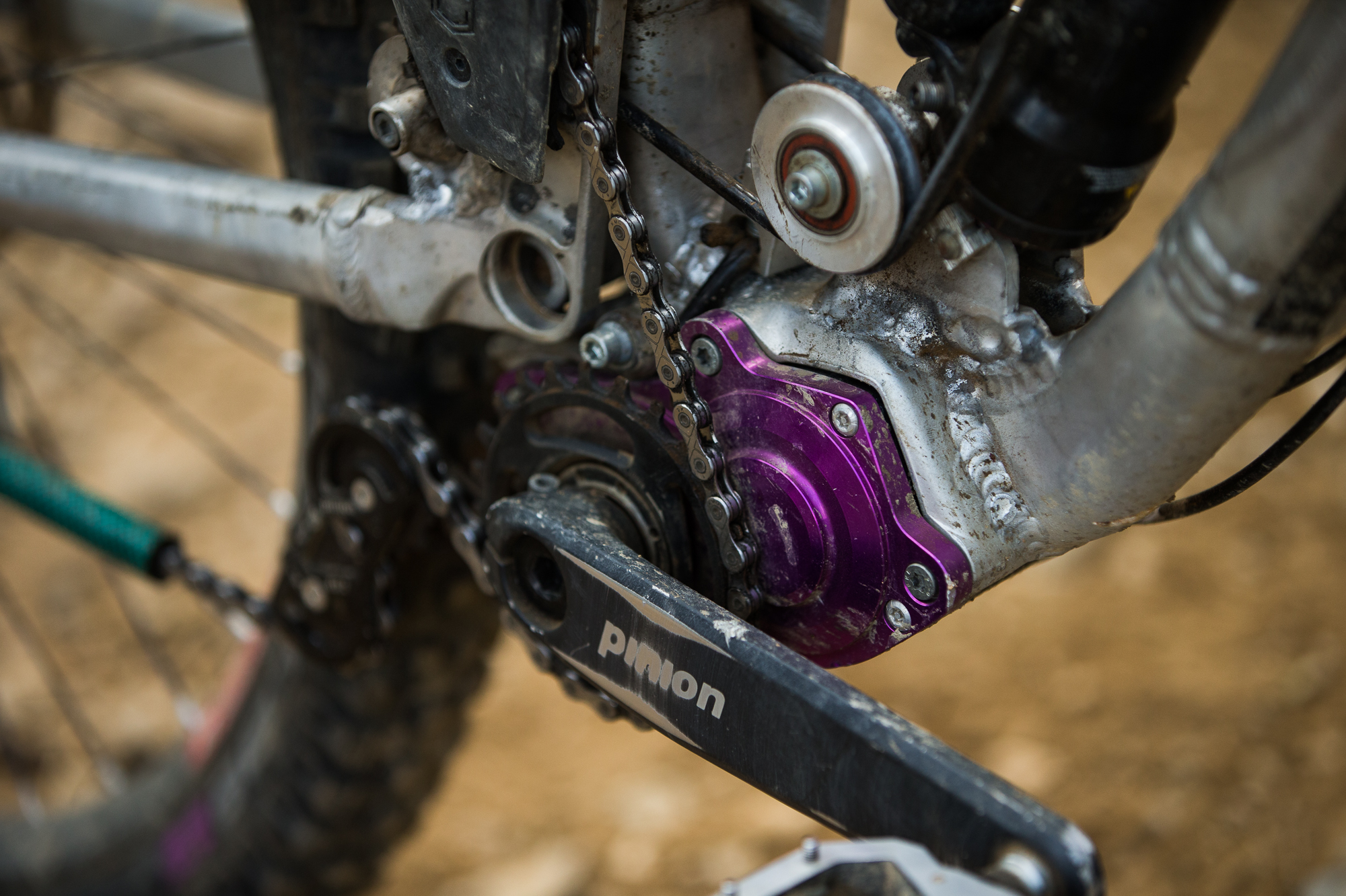 Jannick Lange's DIY Commencal Supreme with Pinion Gearbox A Commencal