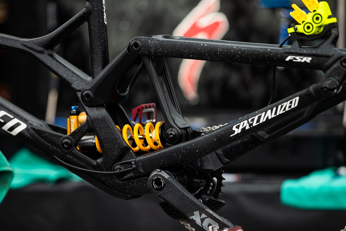 s1200_20220518_UCI_DH_WC_FortWilliam_84T