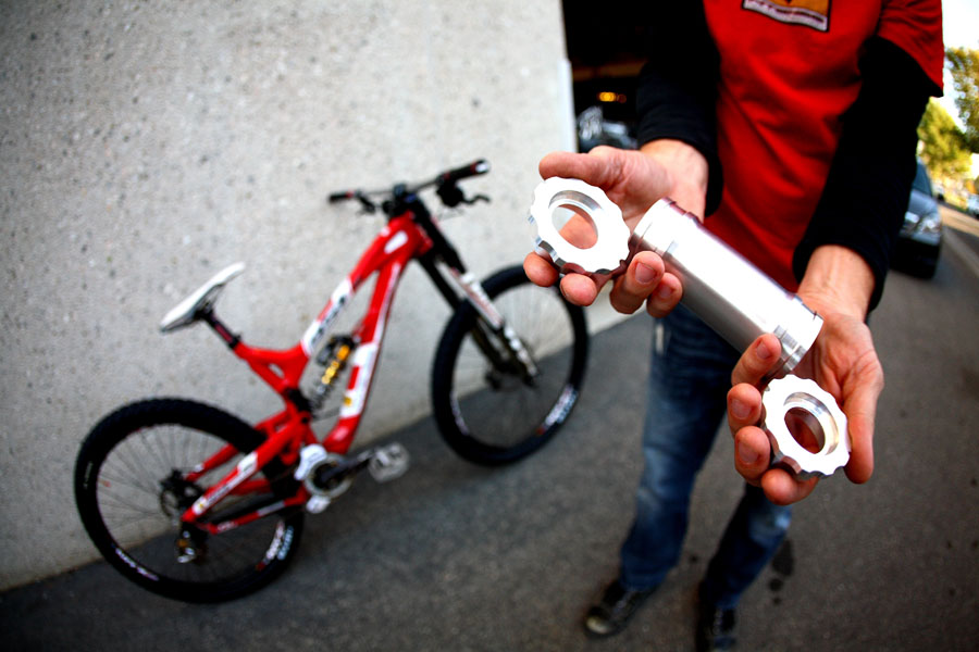 Intense Adjustable Head Tube parts Prototype Intense 2951 29er Downhill Bike Mountain Biking