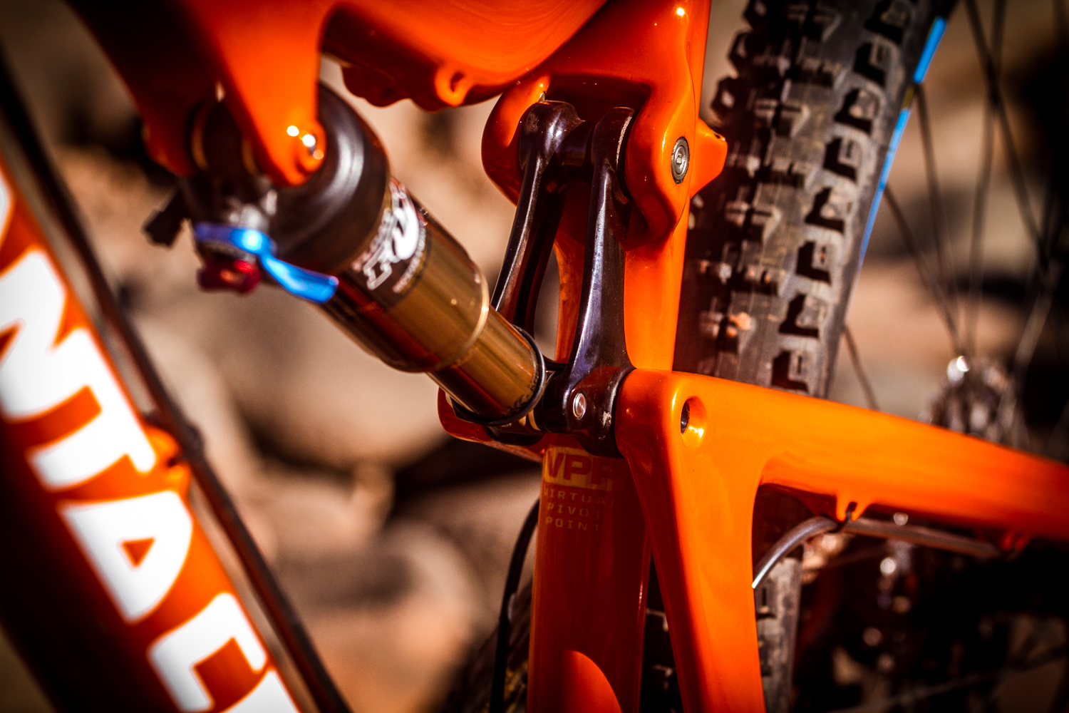 2014 santa cruz 5010 blue book