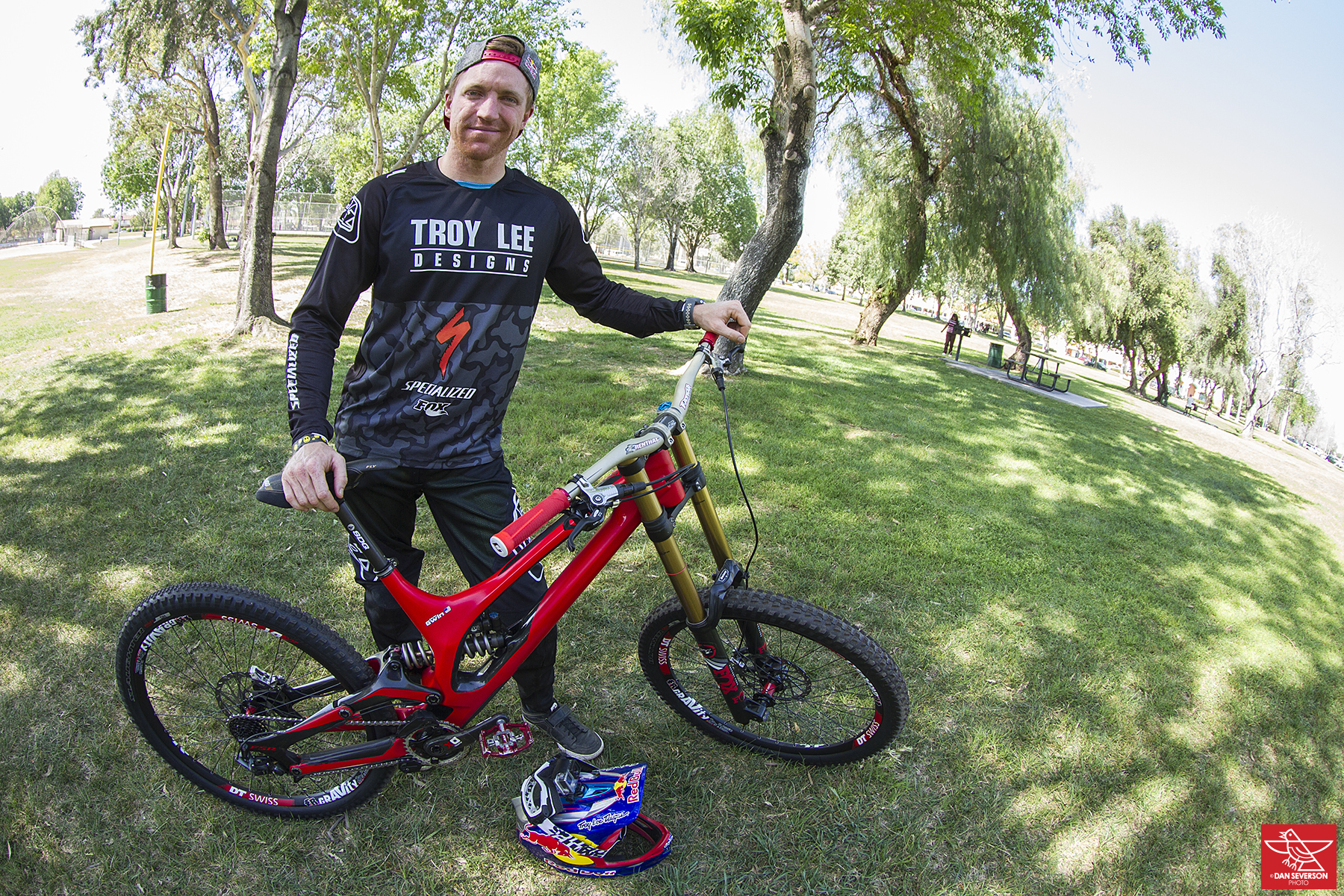 aaron gwin intense cycles