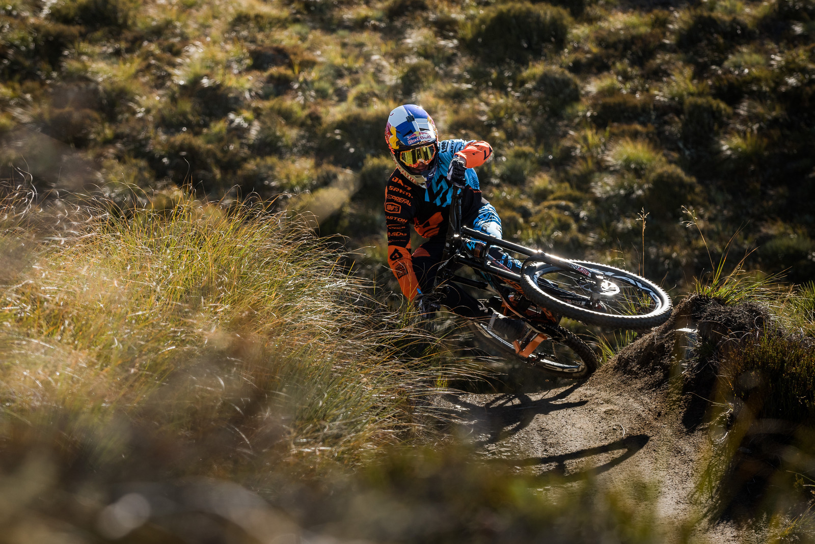 Loic Bruni, Dirt Hugger Pro Bikes Lapierre Gravity Republic's DH