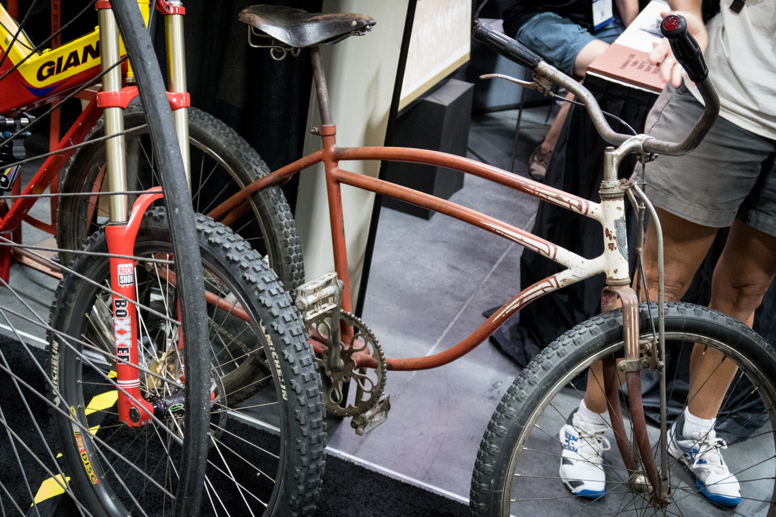 Otis Guy's Classic Repack Race Bike - 2016 Downhill Bikes at Interbike ...