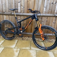 Santa Cruz Nomad V4 Raw Finish