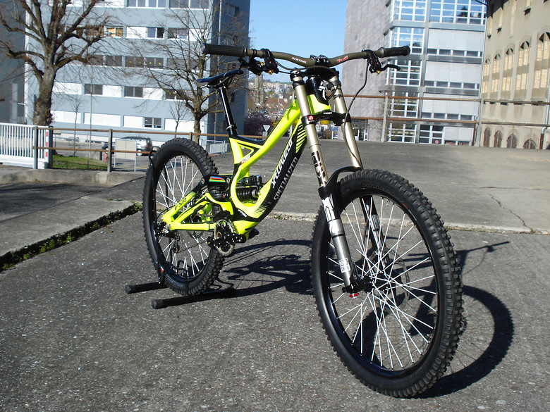 specialized demo 11