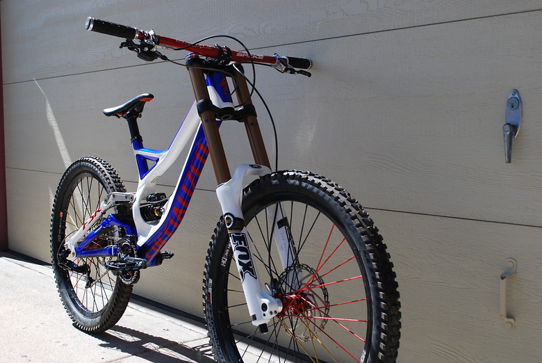 Specialized Demo 8 13 Khaos Waite Jesse S Bike Check Vital Mtb Specialized Demo 8 13 Khaos Waite Jesse S Bike Check Vital Mtb