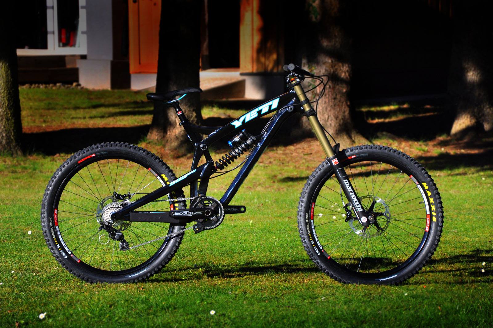 Yeti 303 WC custom - 