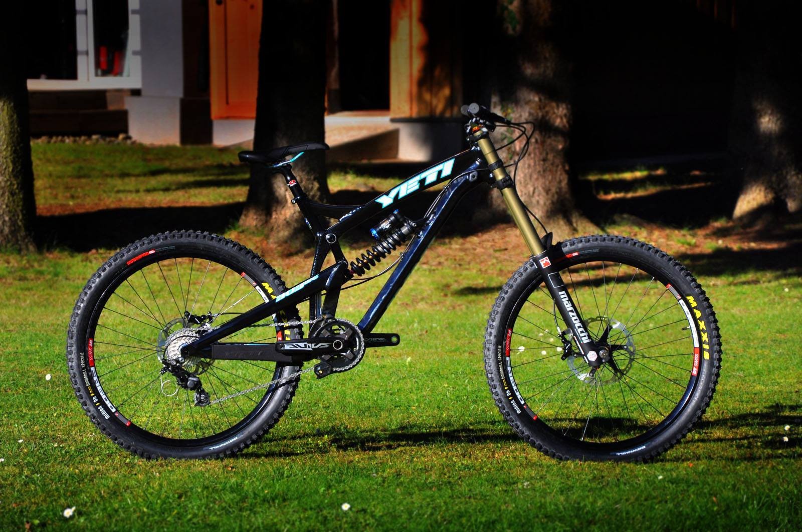 Yeti 303 WC custom - 