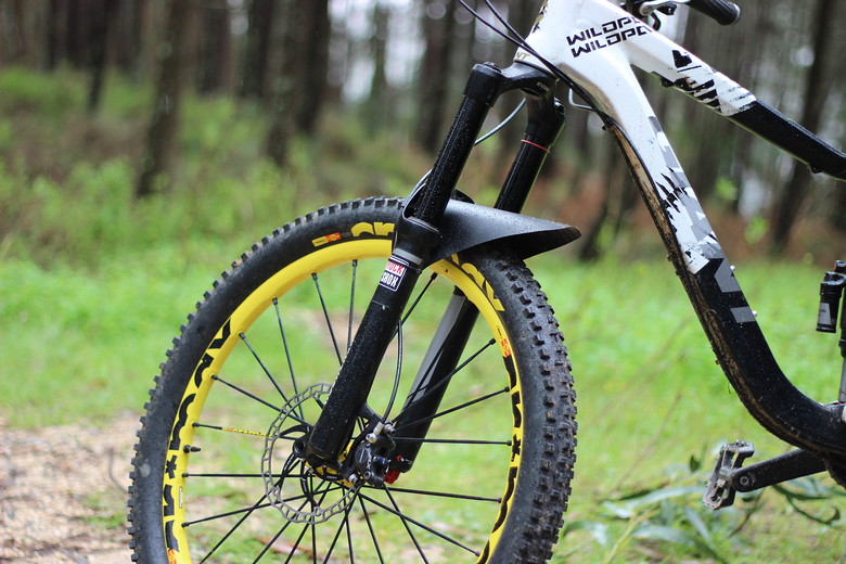 giant reign x1 2011