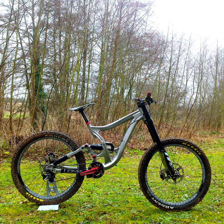 norco team dh 2011