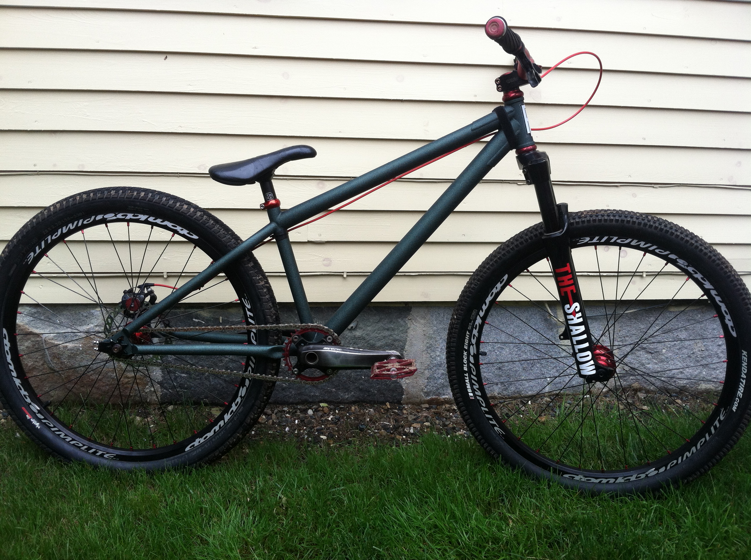 Dirt Jumper DaddyWhite Mountain Biking Pictures Vital MTB