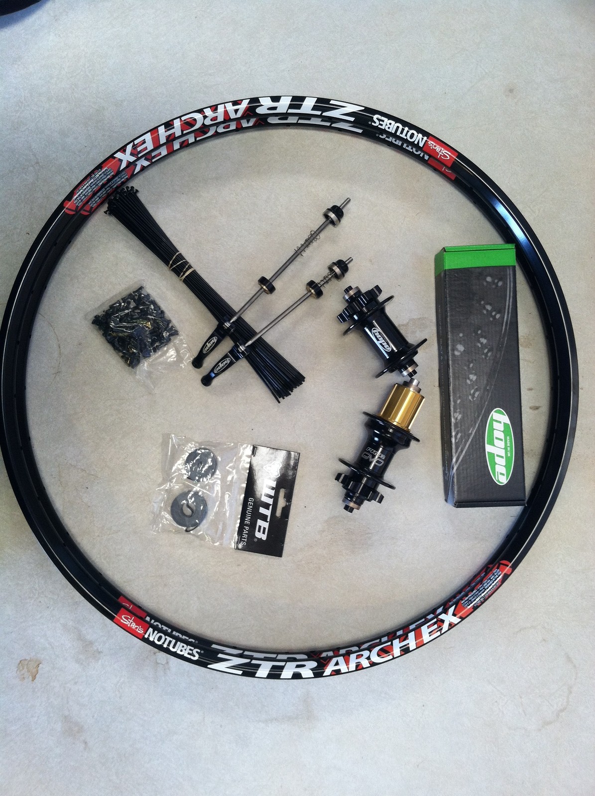 Custom WheelSet (Parts) NoNamer789 Mountain Biking Pictures Vital MTB