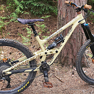 Commencal Clash 2019 build
