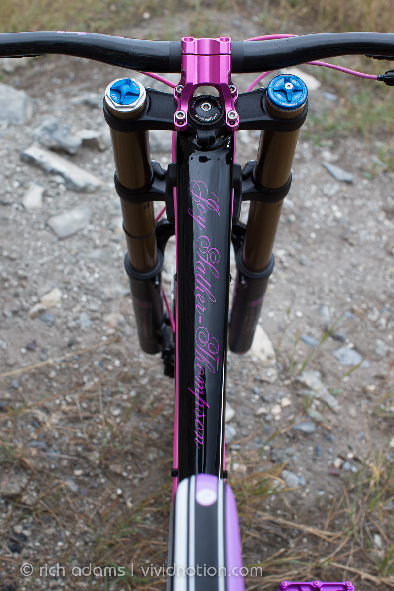 Full Custom Santa Cruz V10 - The Ring - The Garage's Bike Check