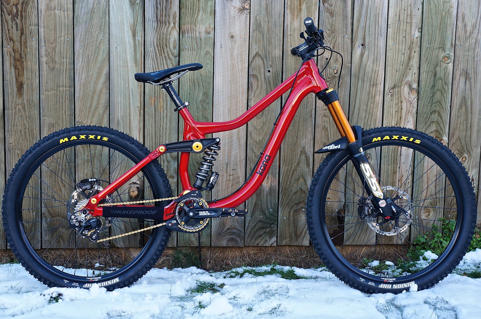 KONA ENTOURAGE フルサスペンション MTB 26インチ 2013 Dirt 100: Kona Entourage Deluxe |