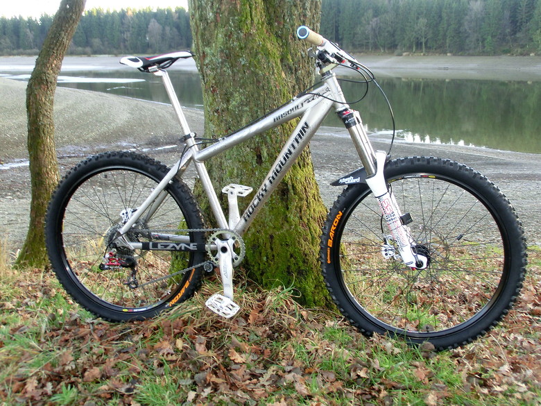 rocky mountain flow bike