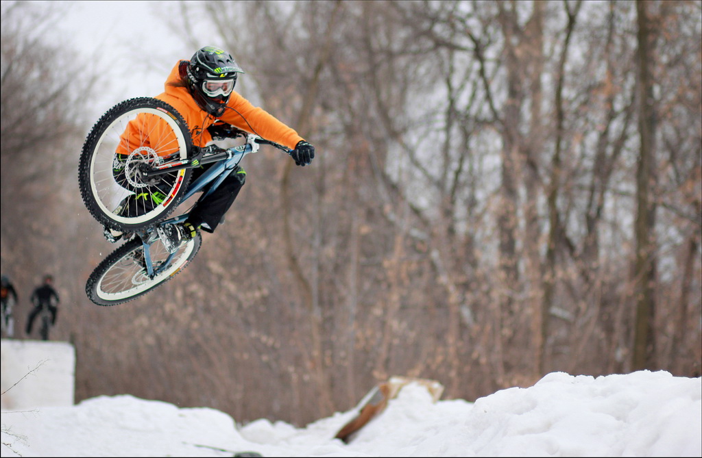 Tabletop YakuT Mountain Biking Pictures Vital MTB