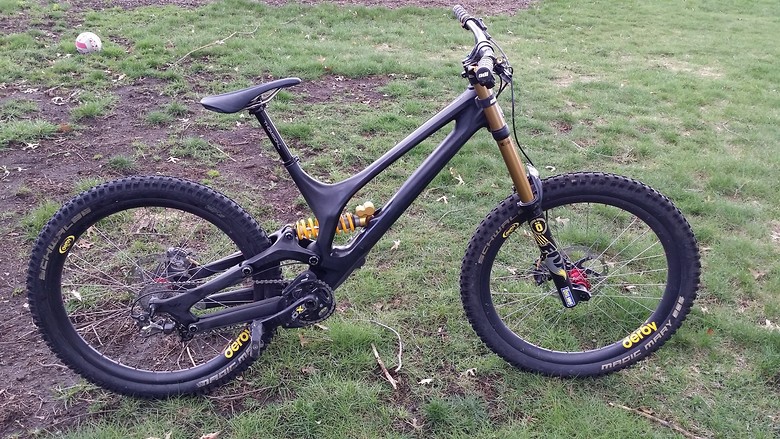 specialized demo 8 fox 40