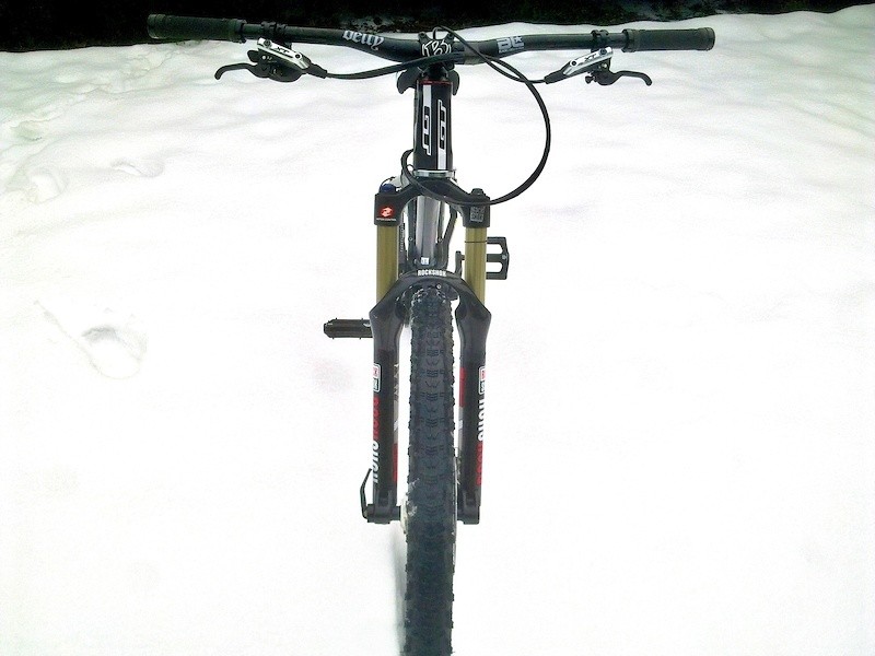 GT Distortion slopestyle - bence9753's Bike Check - Vital MTB