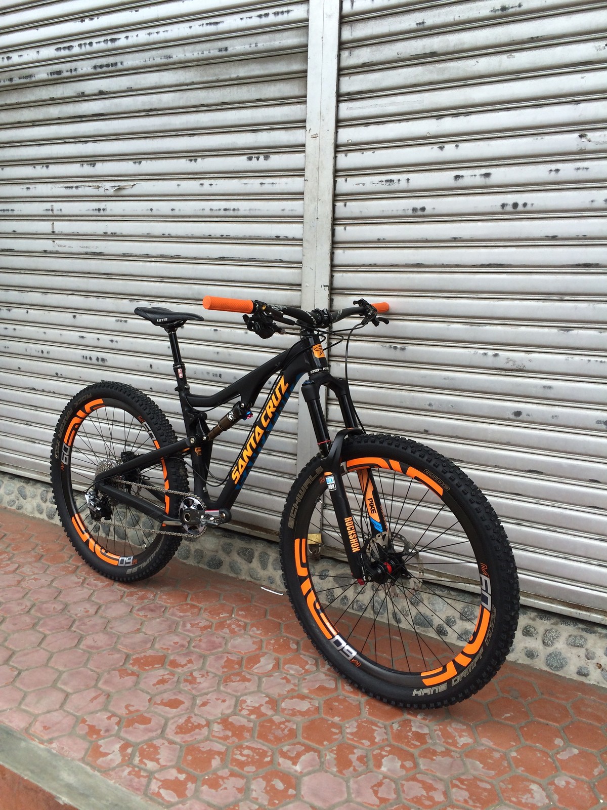 SantaCruz Bronson Carbon adslim_15's Bike Check Vital MTB